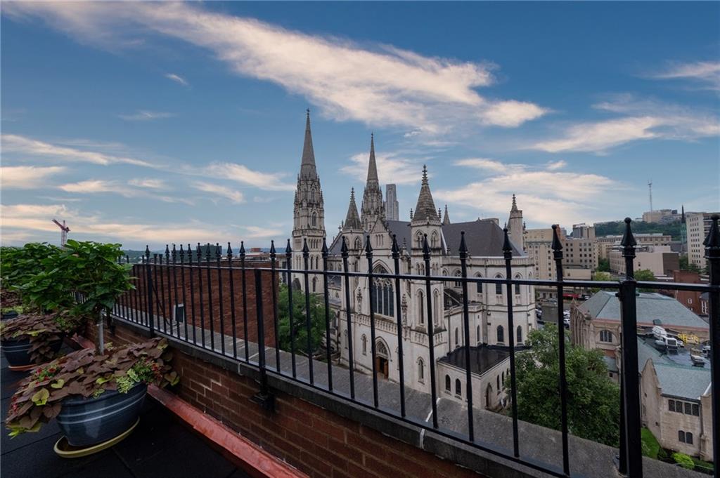 128 North Craig Street, Unit 815 Pittsburgh, PA 15213 - Photo 28 of 35