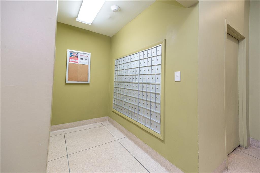 128 North Craig Street, Unit 815 Pittsburgh, PA 15213 - Photo 5 of 35