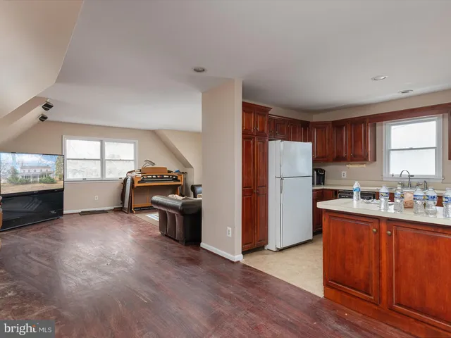 $1,800,000 | 1008 West Central Avenue, Davidsonville, MD 21035