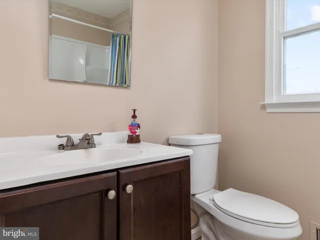 $1,800,000 | 1008 West Central Avenue, Davidsonville, MD 21035