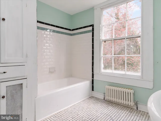 $1,800,000 | 1008 West Central Avenue, Davidsonville, MD 21035