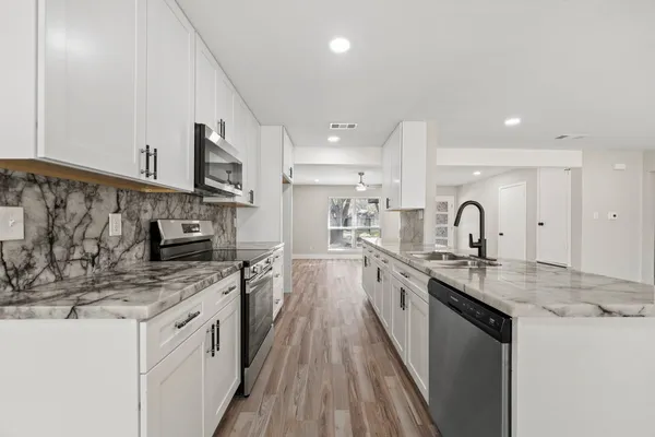 $380,000 | 1313 Redbud Trail, Lockhart, TX 78644