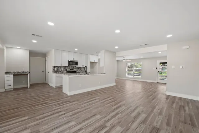 $395,000 | 1313 Redbud Trail, Lockhart, TX 78644