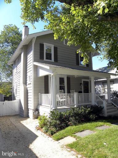 10 West Spring Street Alexandria, VA 22301 - Photo 1 of 24 Exterior (Main)
