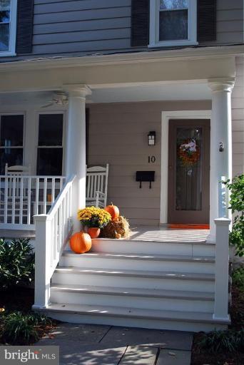 10 West Spring Street Alexandria, VA 22301 - Photo 2 of 24 Exterior #2