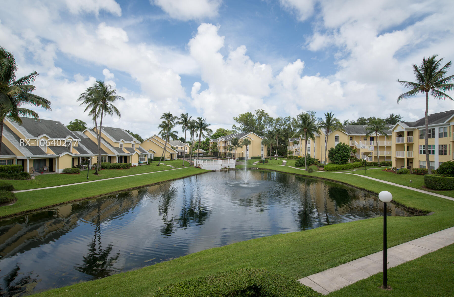 6283 La Costa Drive, Unit E Boca Raton, FL 33433 - Photo 36 of 38 29-DSC_3364-Zillow - 6355 La Costa Dr F_