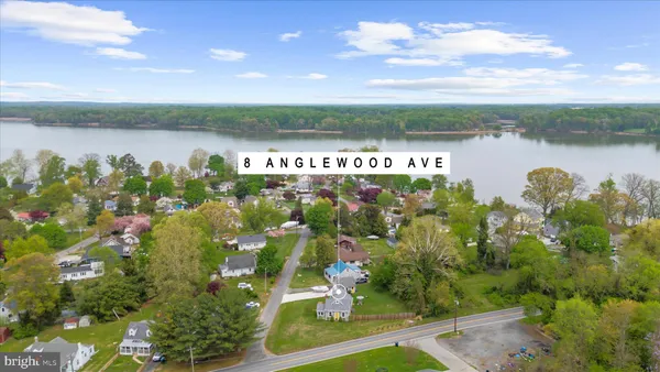 $415,000 | 8 Anglewood Avenue, Earleville, MD 21919