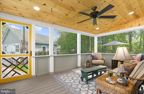 $415,000 | 8 Anglewood Avenue, Earleville, MD 21919