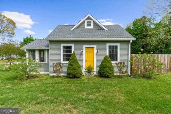 $415,000 | 8 Anglewood Avenue, Earleville, MD 21919