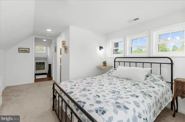 $415,000 | 8 Anglewood Avenue, Earleville, MD 21919