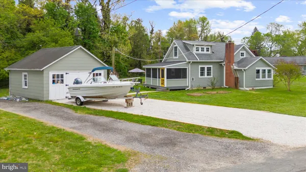 $415,000 | 8 Anglewood Avenue, Earleville, MD 21919