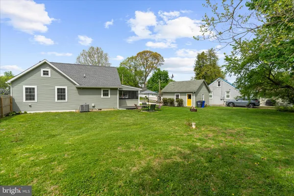 $415,000 | 8 Anglewood Avenue, Earleville, MD 21919