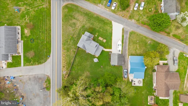 $415,000 | 8 Anglewood Avenue, Earleville, MD 21919