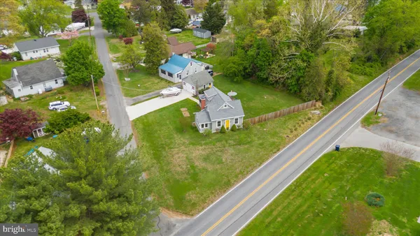 $415,000 | 8 Anglewood Avenue, Earleville, MD 21919