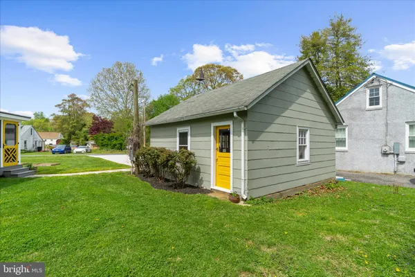 $415,000 | 8 Anglewood Avenue, Earleville, MD 21919