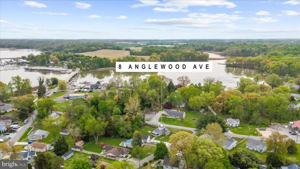 $415,000 | 8 Anglewood Avenue, Earleville, MD 21919