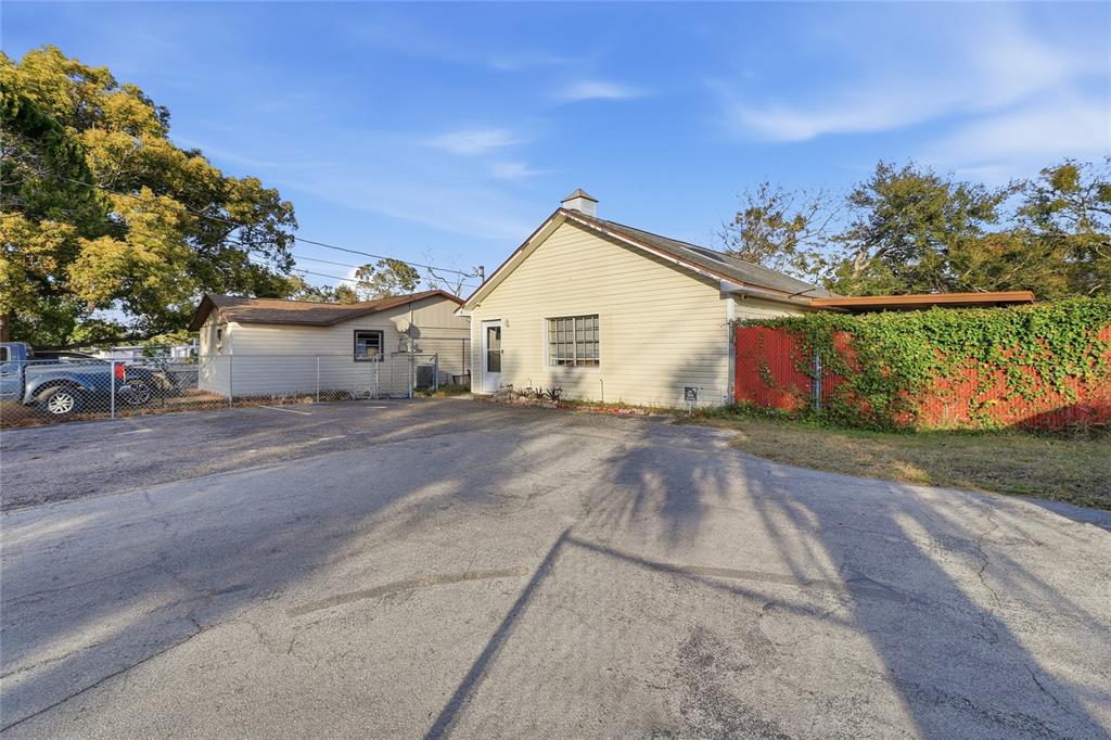 11004 Martha Avenue Port Richey, FL 34668 - Photo 25 of 33