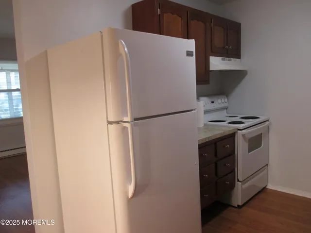 $1,585 | 469 D Thornbury Court, Lakewood, NJ 08701