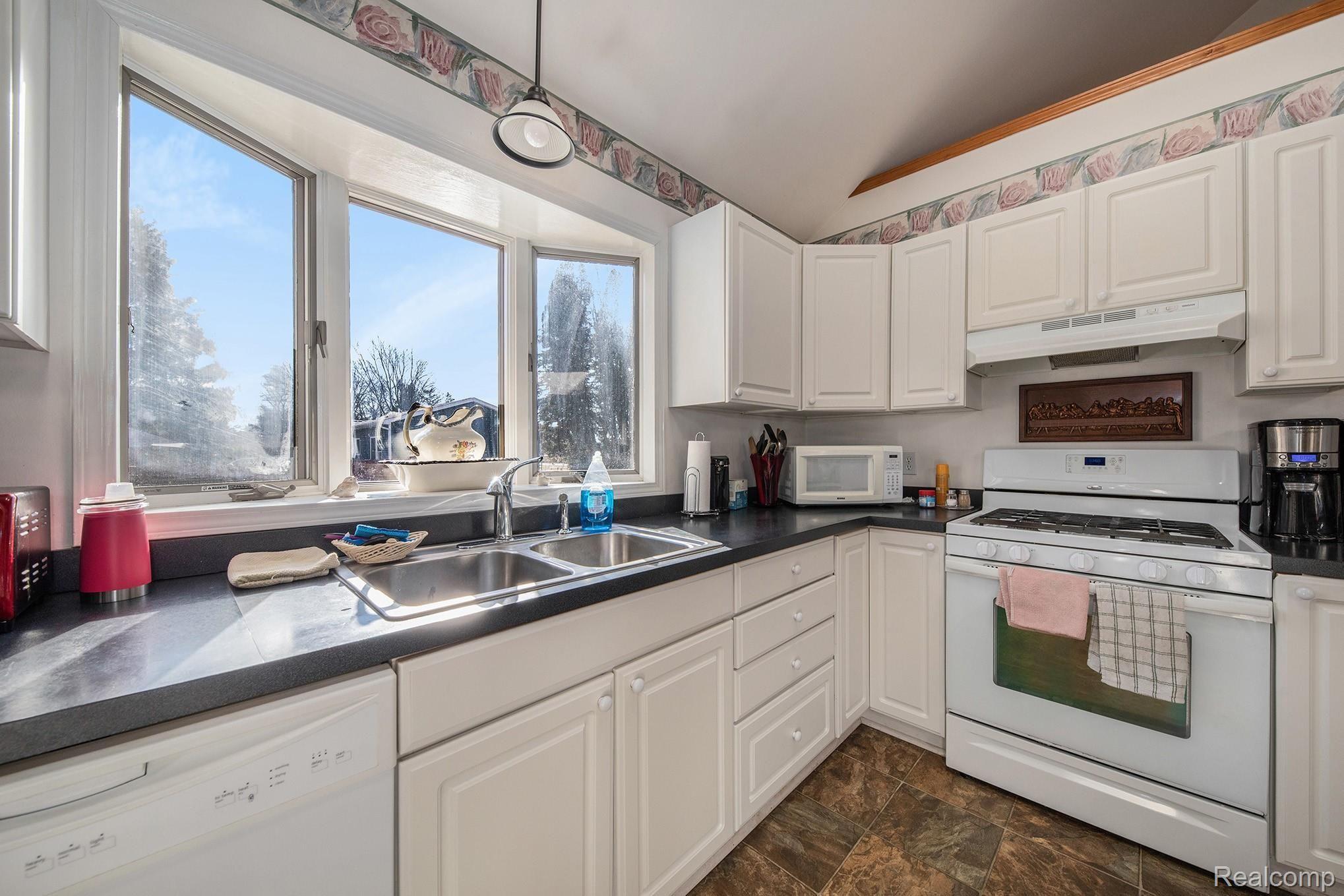 8555 Bunton Road Willis, MI 48191 - Photo 14 of 26 2S4A6172.jpg