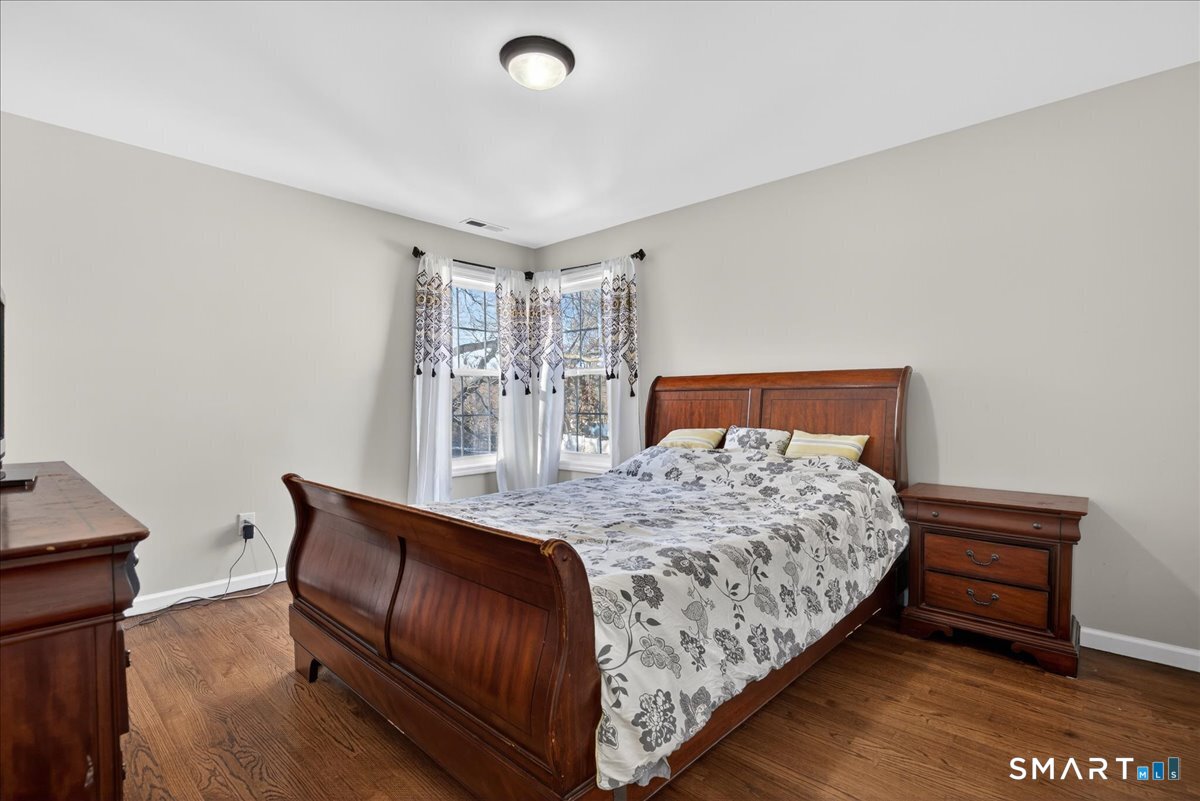 72 Broadmere Road Stratford, CT 06614 - Photo 18 of 34 Second bedroom