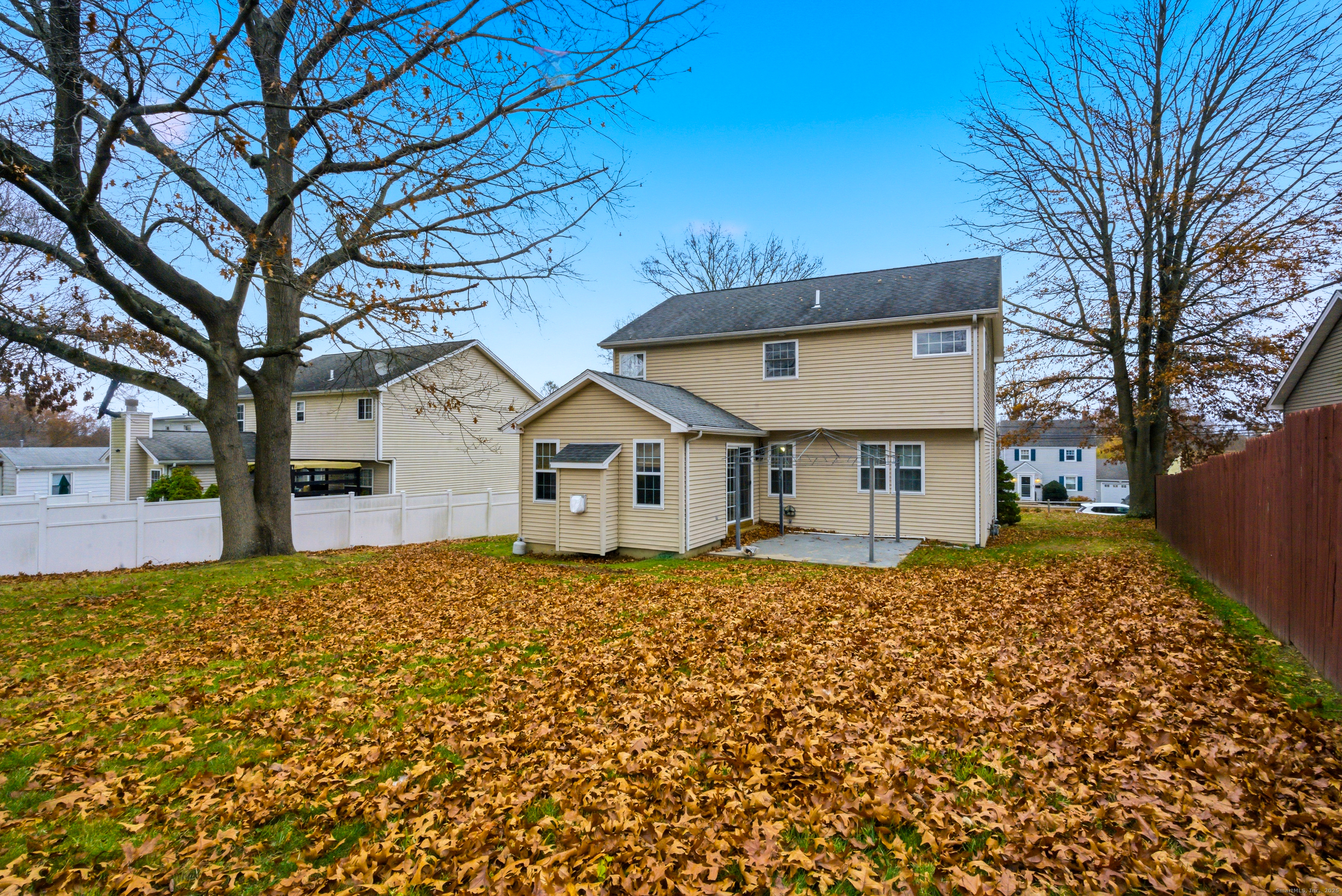 72 Broadmere Road Stratford, CT 06614 - Photo 29 of 34 Rear of house