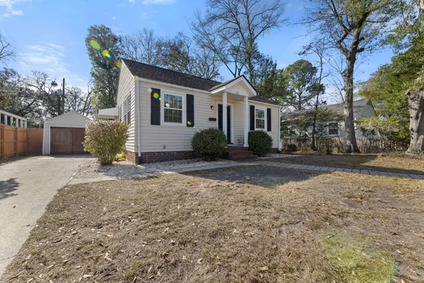 $2,395 | 1315 East Montague Avenue, North Charleston, SC 29405