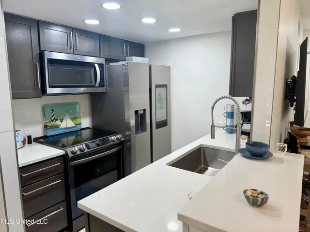 $135,000 | 225 Molokai, Unit G, Diamondhead, MS 39525