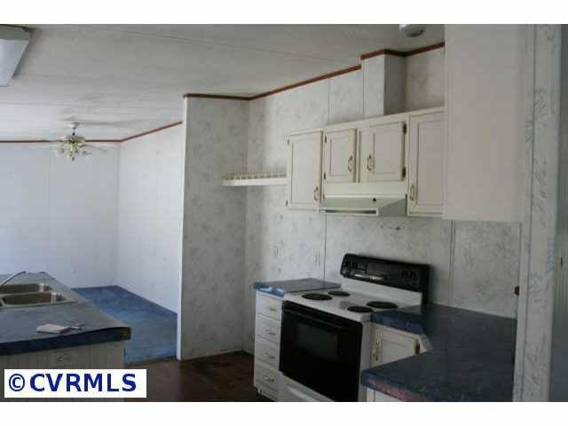 2562 Ridge Road Powhatan, VA 23139 - Photo 4 of 7 Other - Kitchen with eating bar