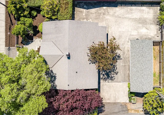 a picture of floor plan