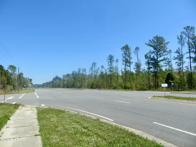 $7,500,000 | 2839 Highway 79, Vernon, FL 32462