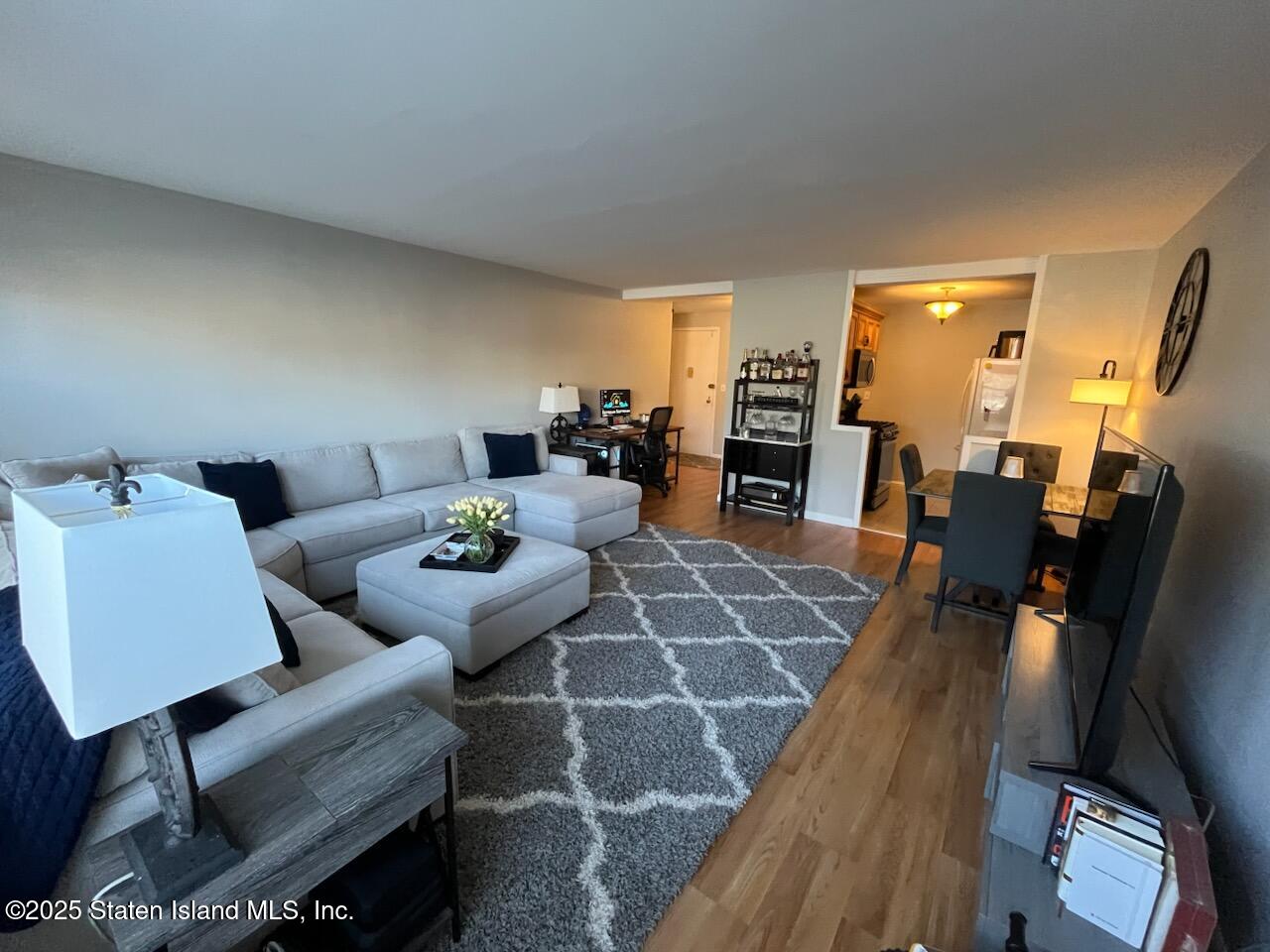 1100 Clove Road, Unit 2E Staten Island, NY 10301 - Photo 10 of 37 Living Room