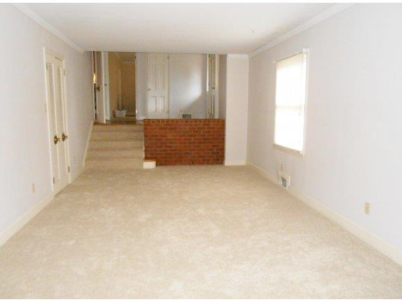 2020 Huntington Road Burlington, NC 27215 - Photo 5 of 16 Gallery Image 5