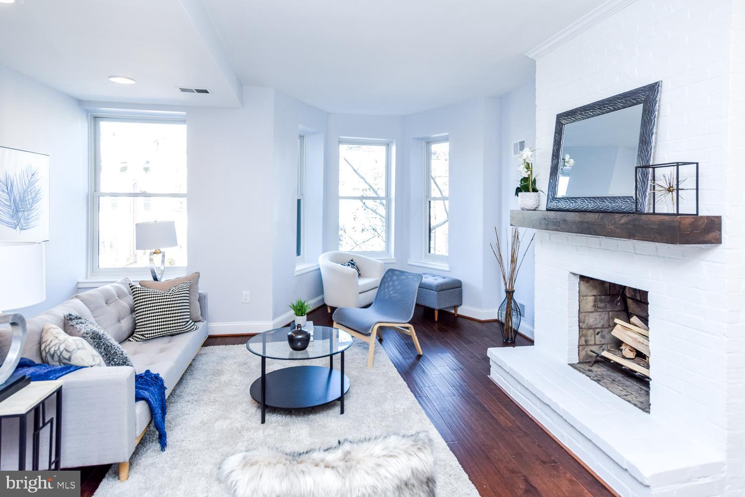 1722 U Street Northwest, Unit C Washington, DC 20009 - Photo 11 of 18 Living Area