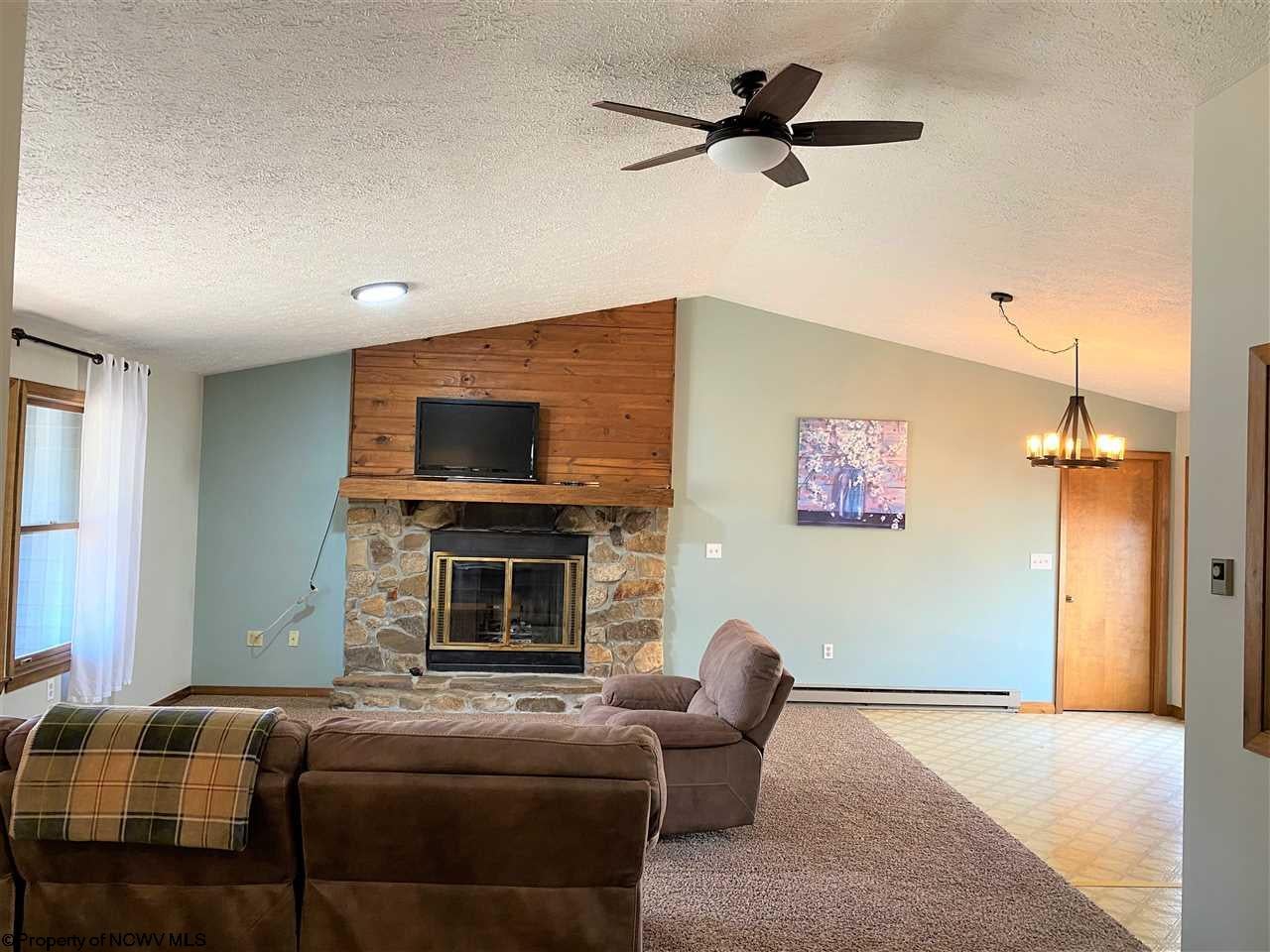 17 Maple Avenue Davis, WV 26260 - Photo 9 of 15 Gallery Image 9