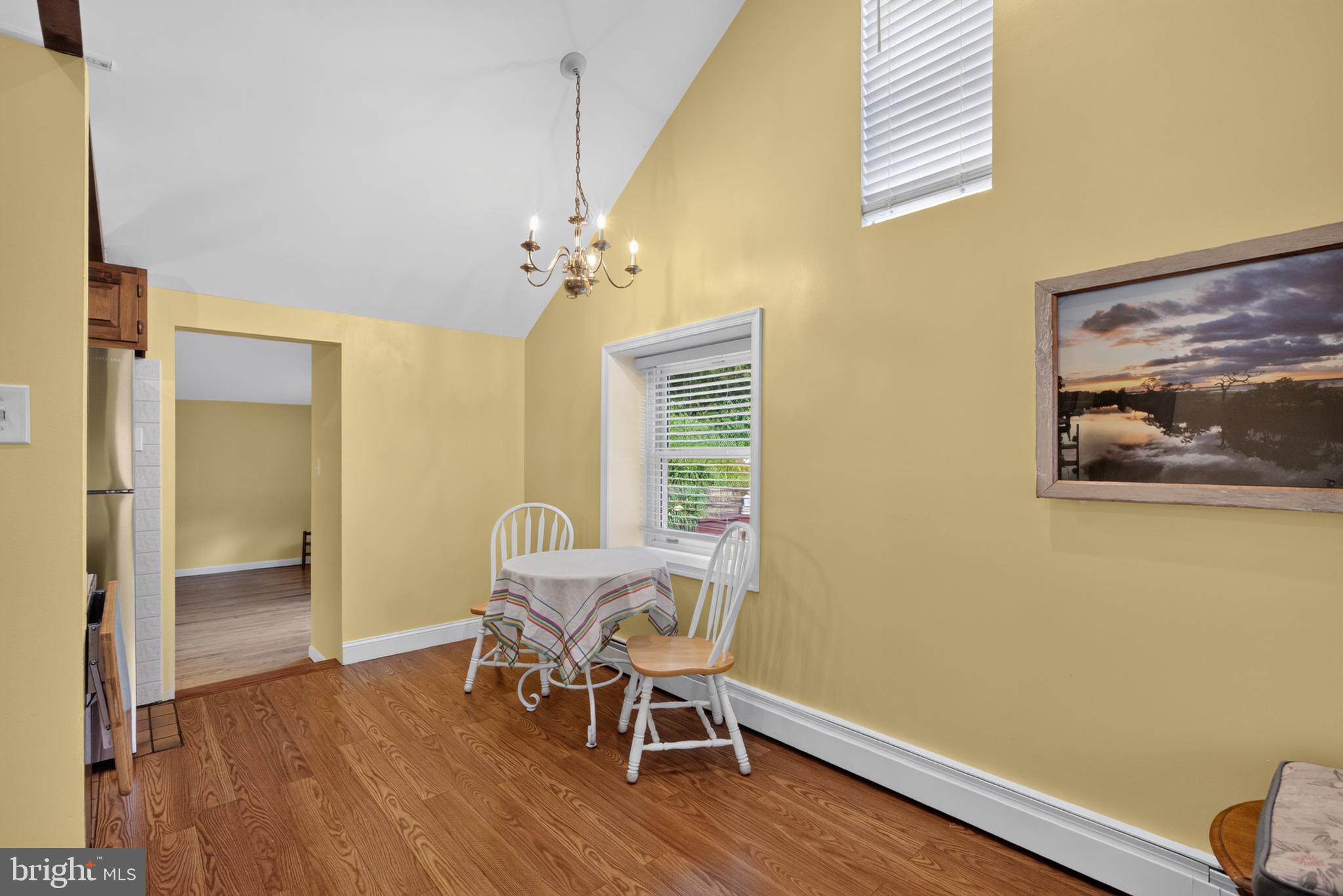 247 Pinetown Road Norristown, PA 19403 - Photo 4 of 26 Dining room area