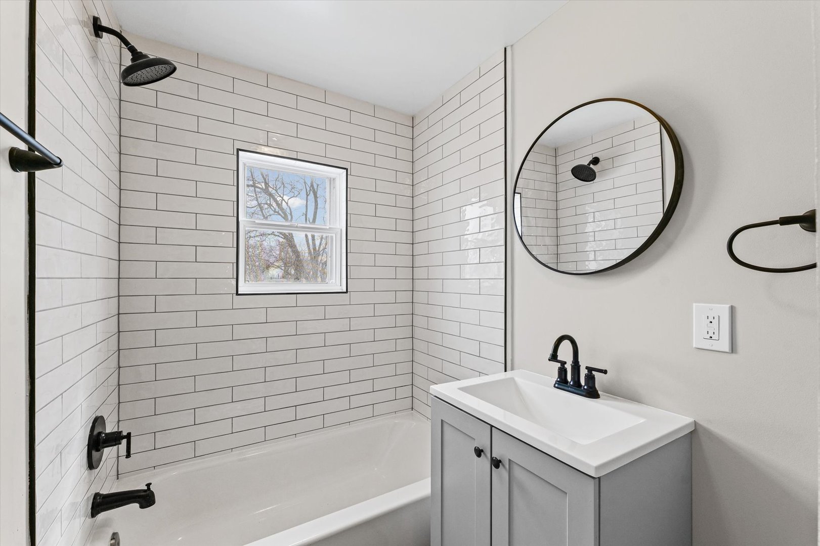 216 North Locust Street Ludlow, IL 60949 - Photo 11 of 30