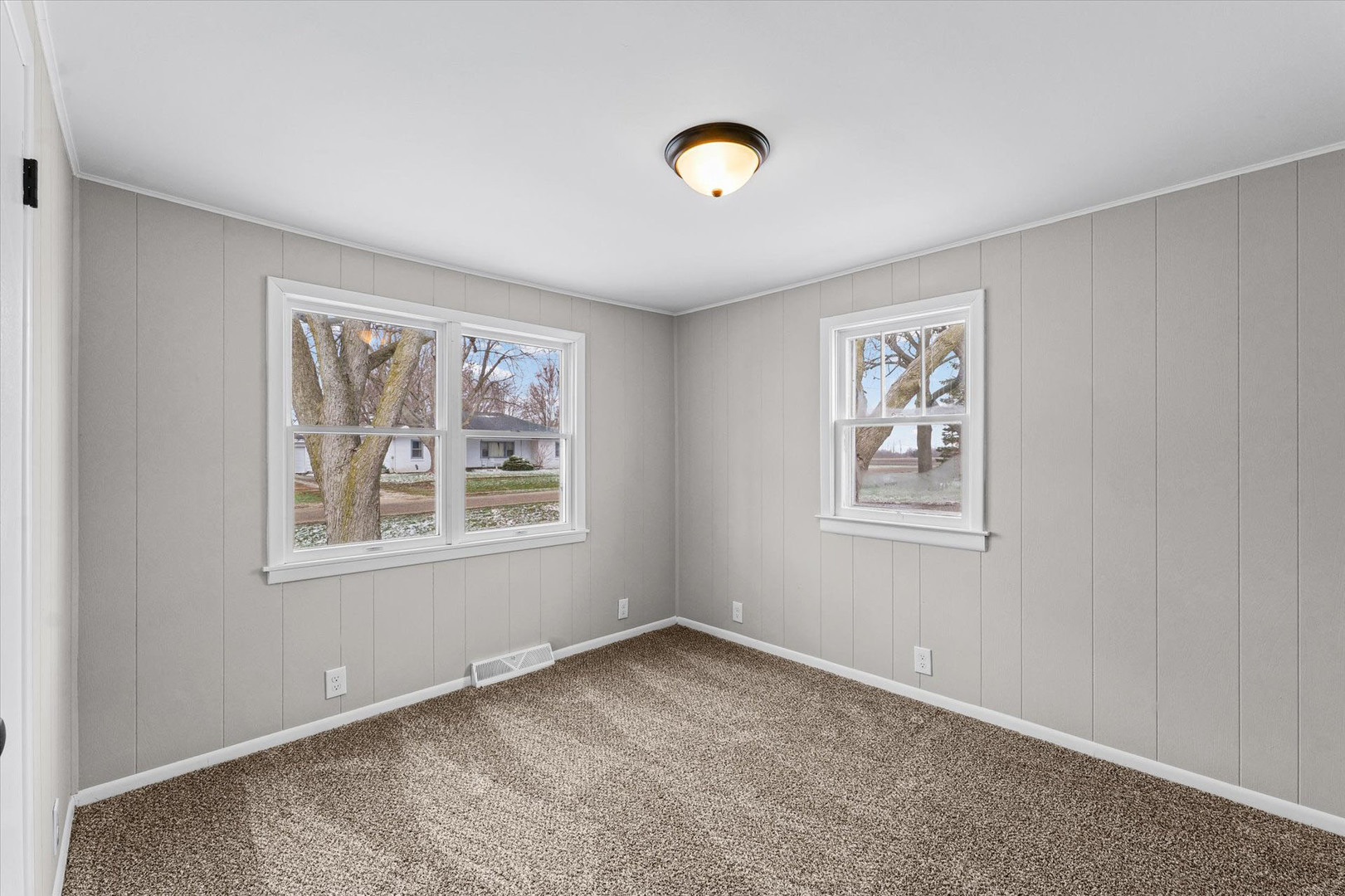 216 North Locust Street Ludlow, IL 60949 - Photo 14 of 30