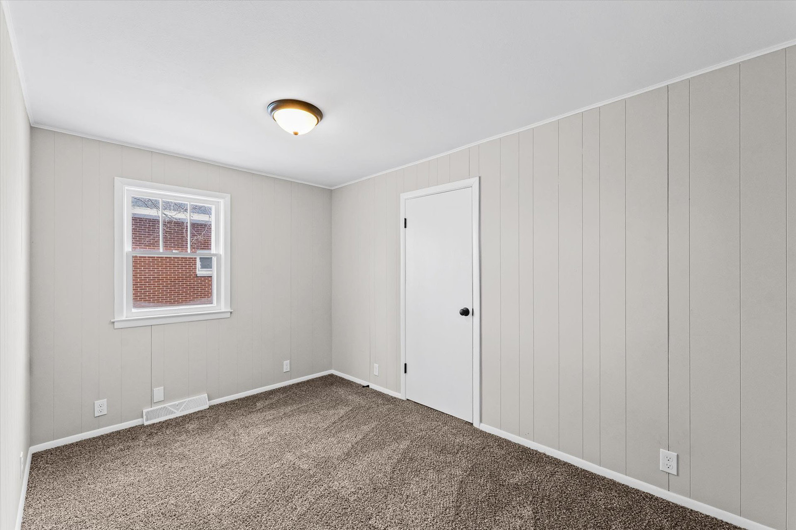 216 North Locust Street Ludlow, IL 60949 - Photo 17 of 30