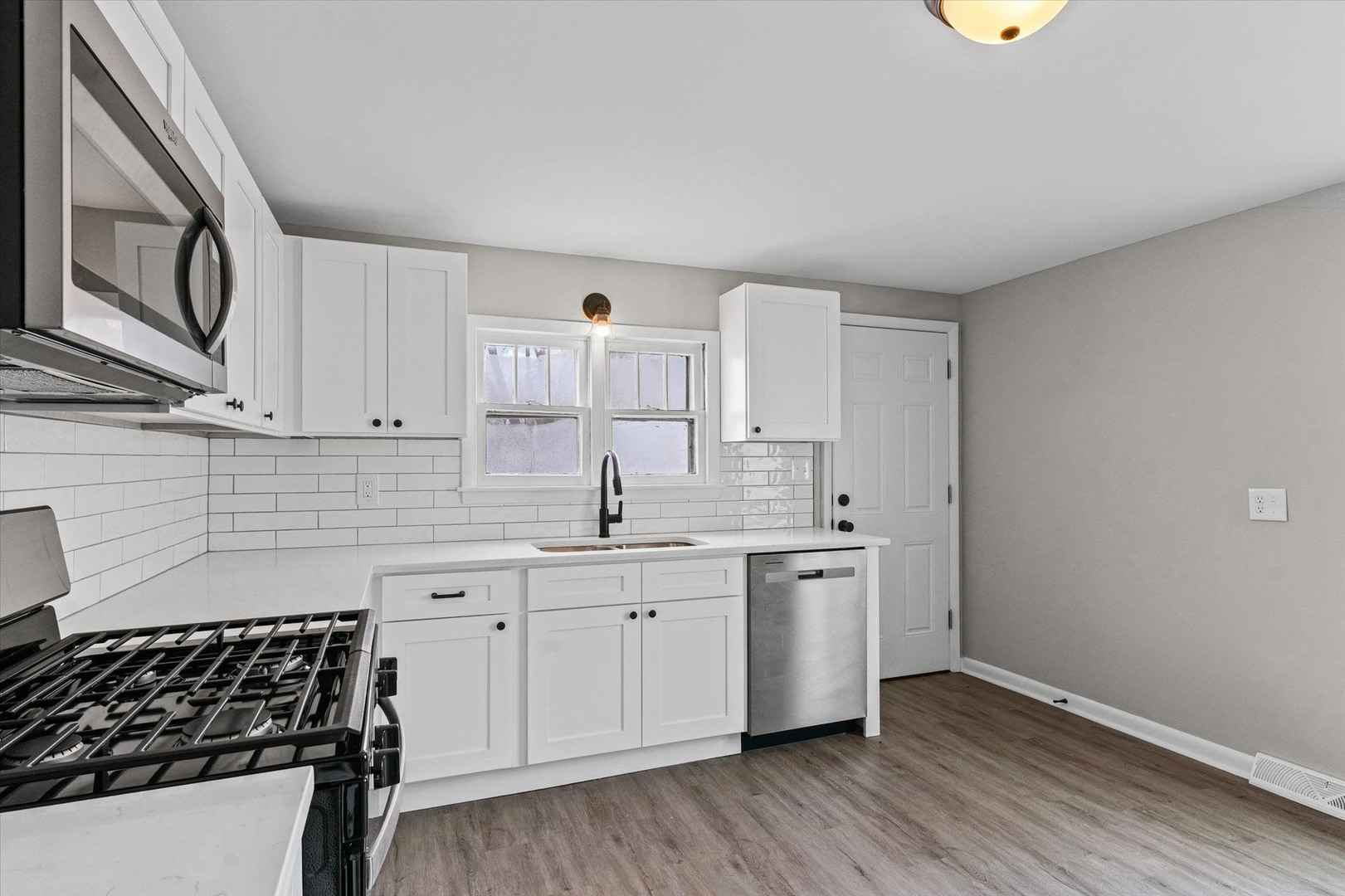 216 North Locust Street Ludlow, IL 60949 - Photo 10 of 30