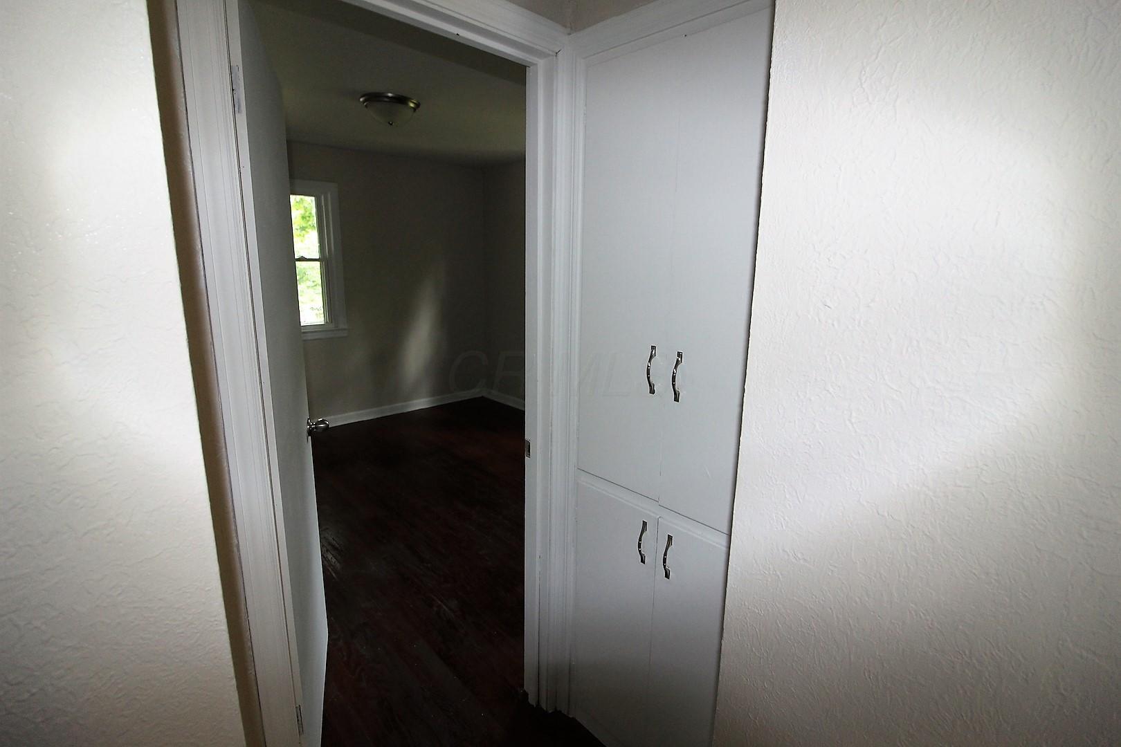 2324 Swansea Road Upper Arlington, OH 43221 - Photo 14 of 24