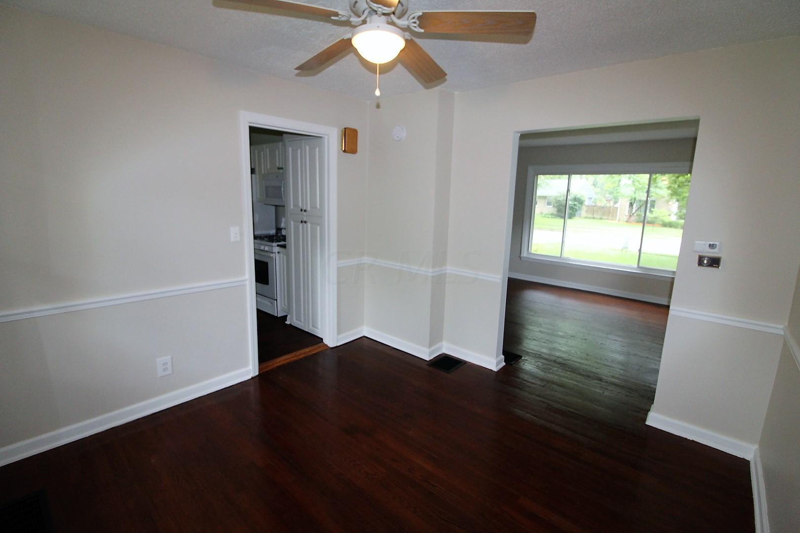 2324 Swansea Road Upper Arlington, OH 43221 - Photo 4 of 24