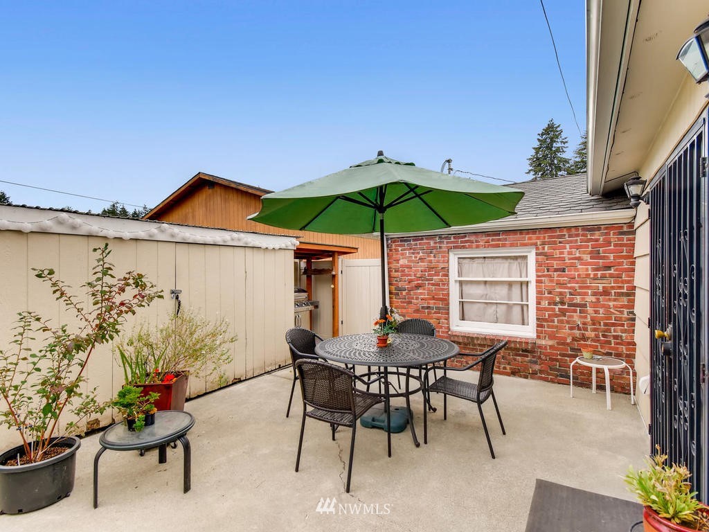 6727 Willow Road Everett, WA 98203 - Photo 17 of 25