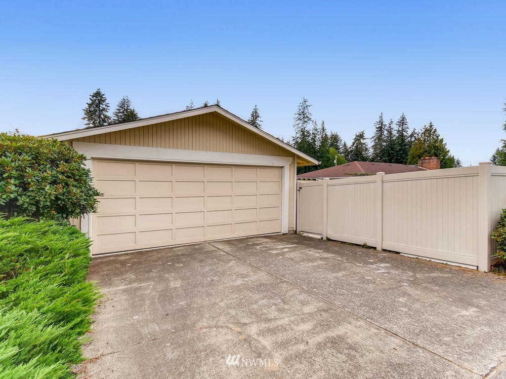 6727 Willow Road Everett, WA 98203 - Photo 20 of 25