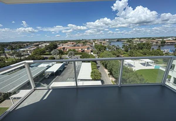 $1,599,999 | 2909 South Ocean Boulevard, Unit 6A, Highland Beach, FL 33487