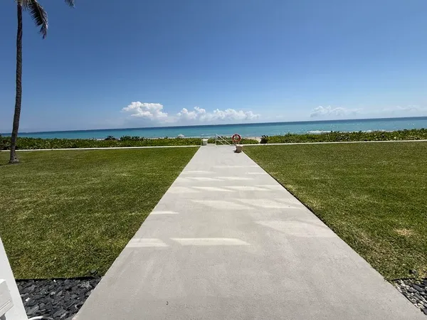 $1,599,999 | 2909 South Ocean Boulevard, Unit 6A, Highland Beach, FL 33487