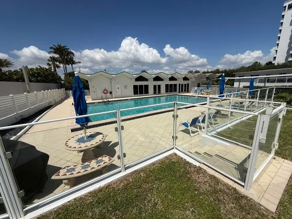 $1,599,999 | 2909 South Ocean Boulevard, Unit 6A, Highland Beach, FL 33487
