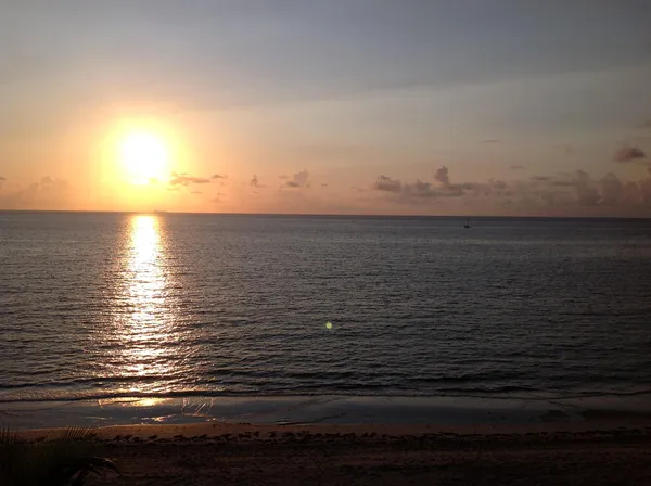 $1,599,999 | 2909 South Ocean Boulevard, Unit 6A, Highland Beach, FL 33487