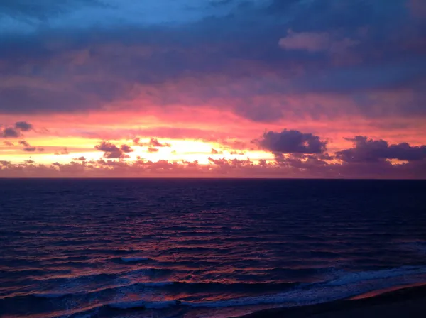 $1,599,999 | 2909 South Ocean Boulevard, Unit 6A, Highland Beach, FL 33487