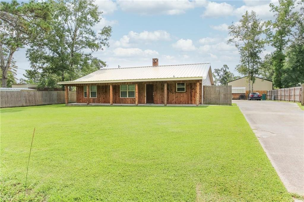 620 Neil Road Westlake, LA 70669 - Photo 3 of 20