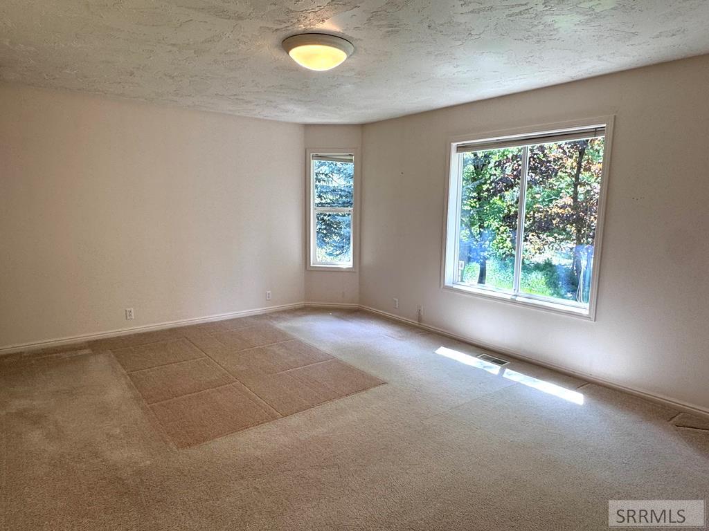 486 North 4154 East Rigby, ID 83442 - Photo 29 of 88 Primary Bedroom